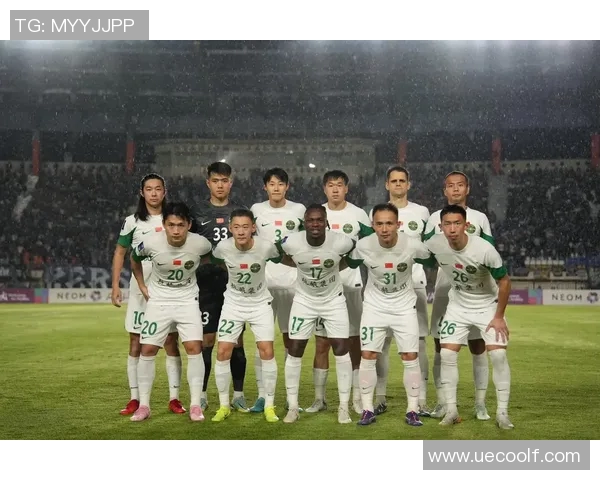 亚冠激战广州队迎战东方队全力争胜展现足球魅力与激情